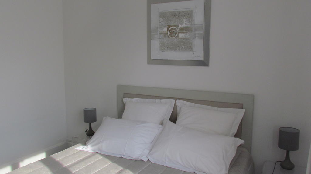 Gite Histoire De Maison Arras Room photo